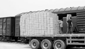 铁路货运改革昨启动，铁老大转身“快递公司”，北京铁路快运开启新篇章